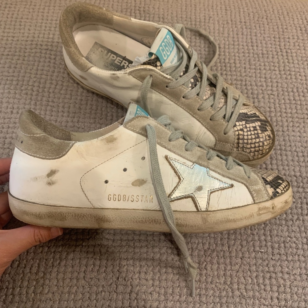 Authentic GoldenGoose Superstars size 38